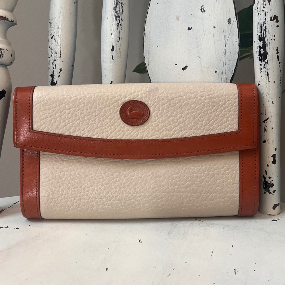 Vintage Dooney & Bourke AWL Checkbook Wallet Bone British Tan Leather USA